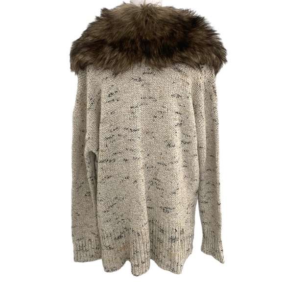 Lane Bryant Button-up Removable Fur Sweater Cardigan - Picture 12 of 12